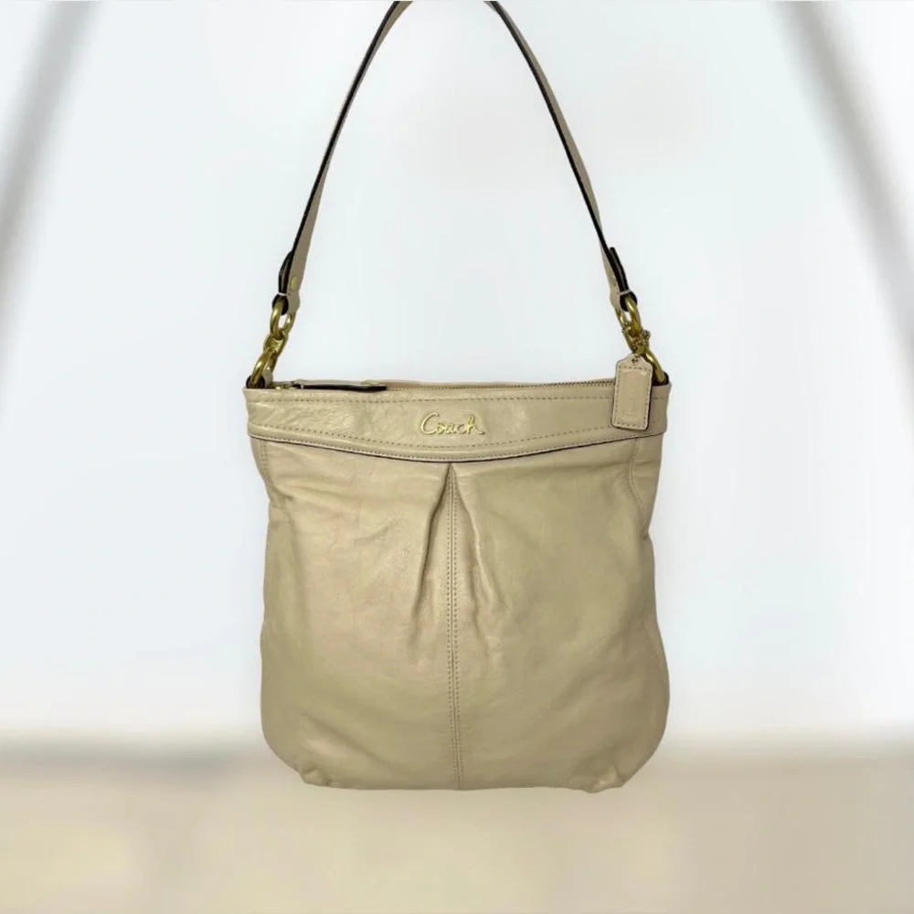 COACH ASHLEY F20114 LEATHER HIPPIE CROSSBODY BAG - Picture 5 of 16